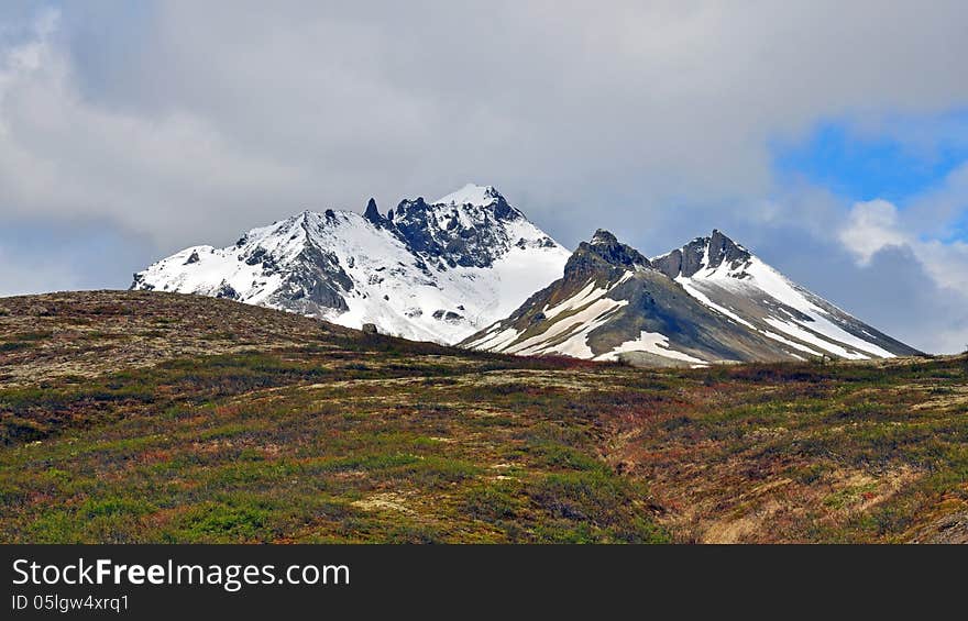 Icelandic peaks and soil