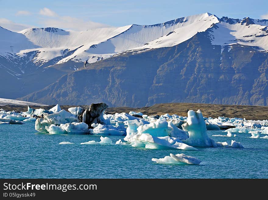 Blue icelandic gracier