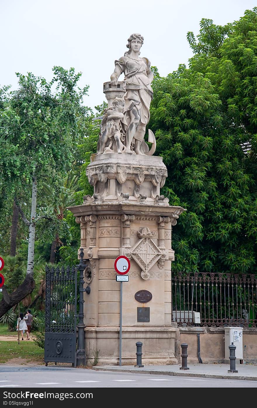 The Main Entrance To The Ciutadella Park