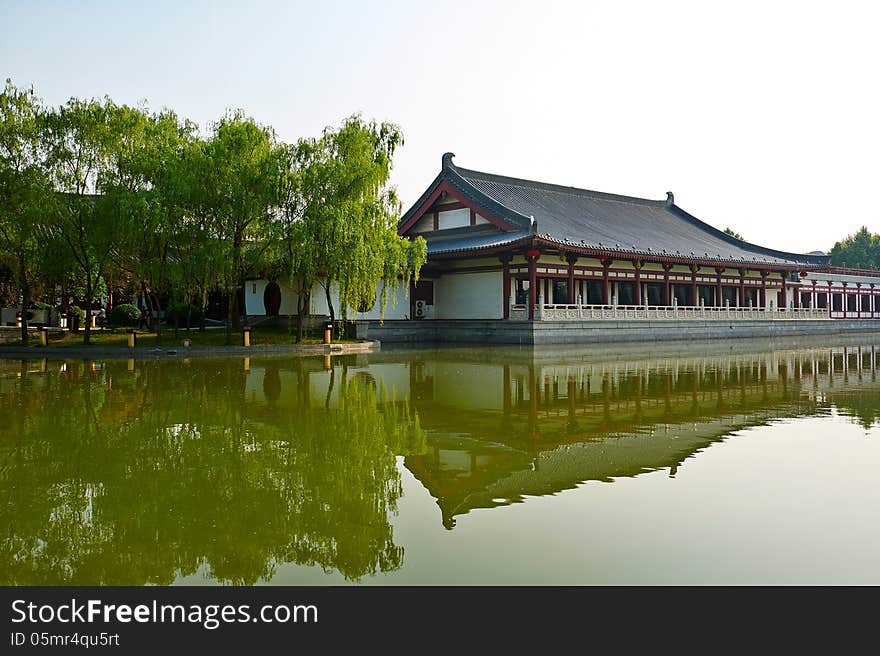 The building on the lakeside landscape xian