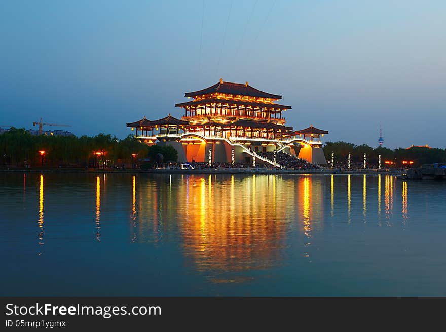 The Ziyunlou building night xian