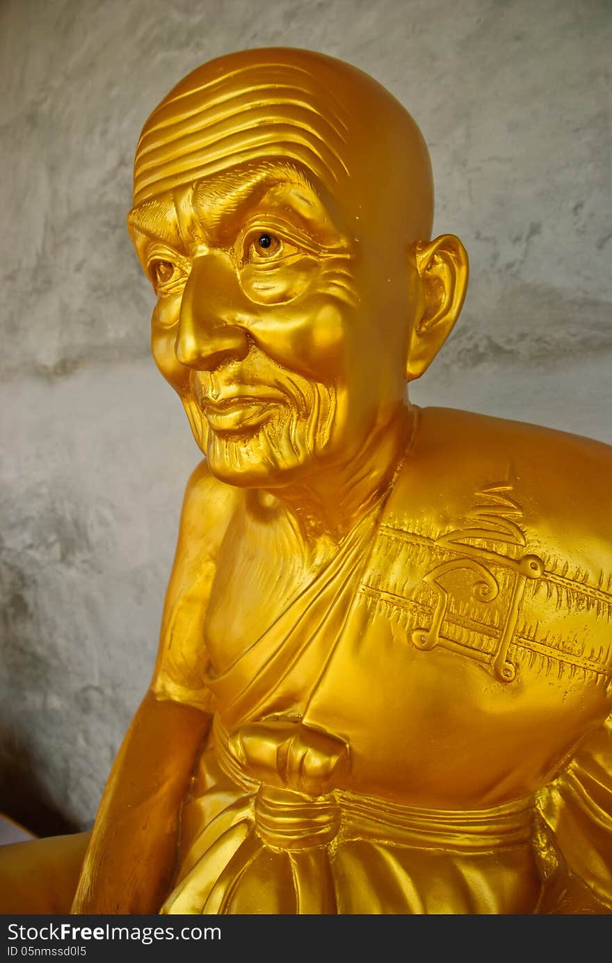 Golden Statue at the Big Buddha hill