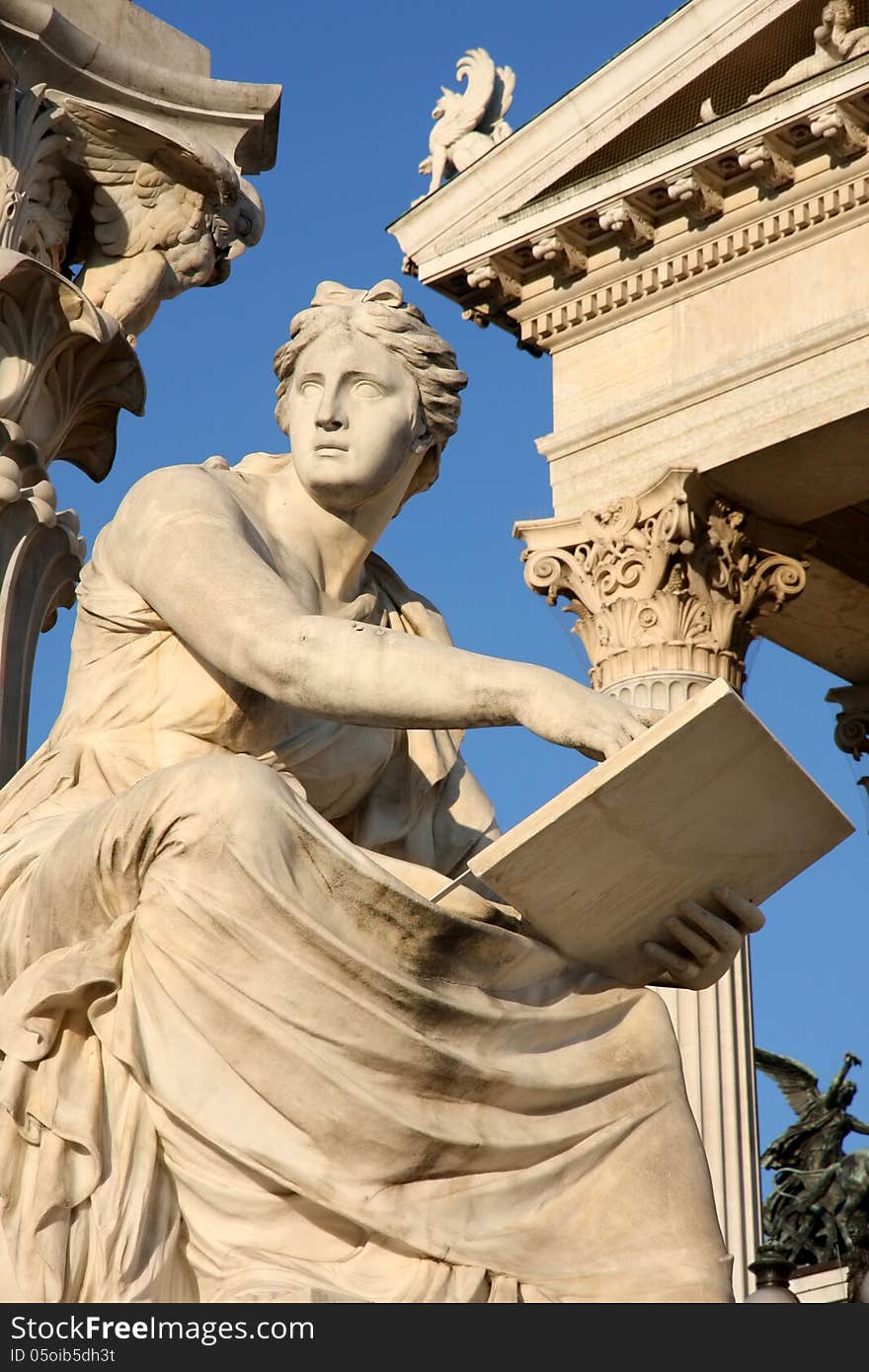 Pallas-Athena-Brunnen Fountain of the Austrian Parliament in Vienna, Austria