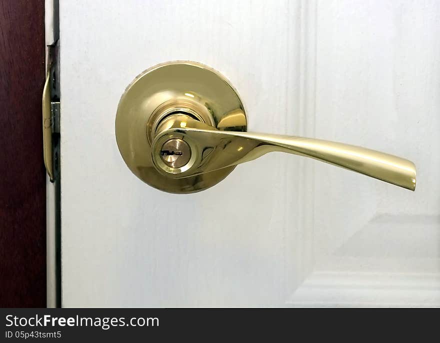 Doorhandle with lock for interior doors