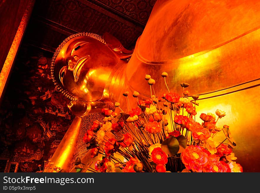 Buddha images in the hall of Wat poh, Bangkok. Buddha images in the hall of Wat poh, Bangkok