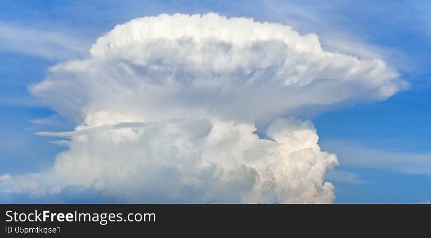 Top of mushroom thunderstorm cloud