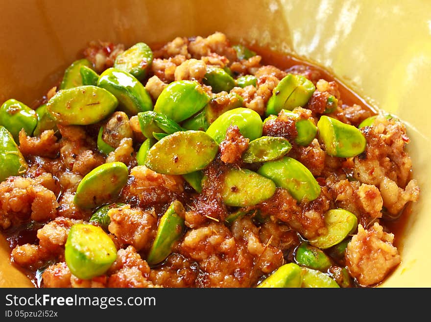 Stir-fried of Spicy Pork with Stink Beans