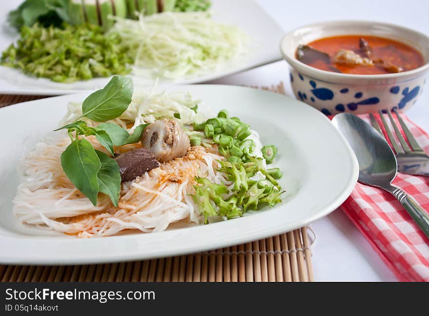 Noodle Eaten With Curry