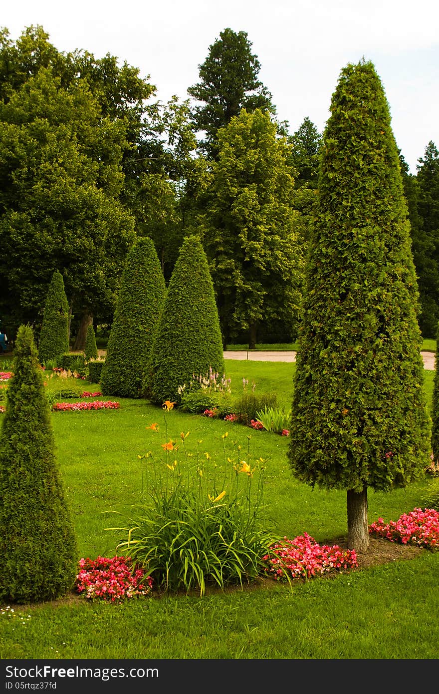 Beautiful garden in front of the mansion house. Beautiful garden in front of the mansion house