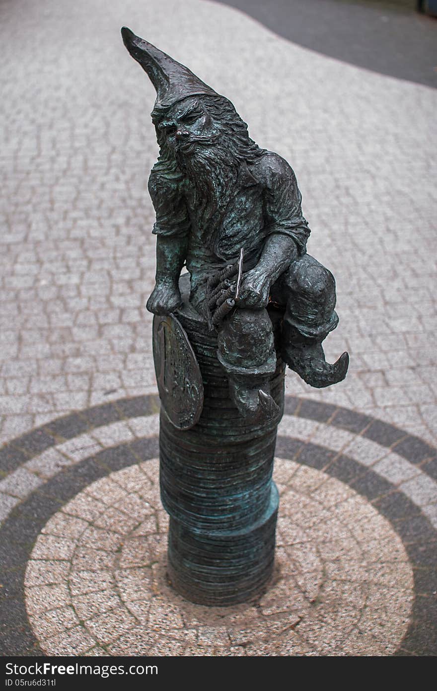 Brass dwarfs located in Wroclaw. Brass dwarfs located in Wroclaw.