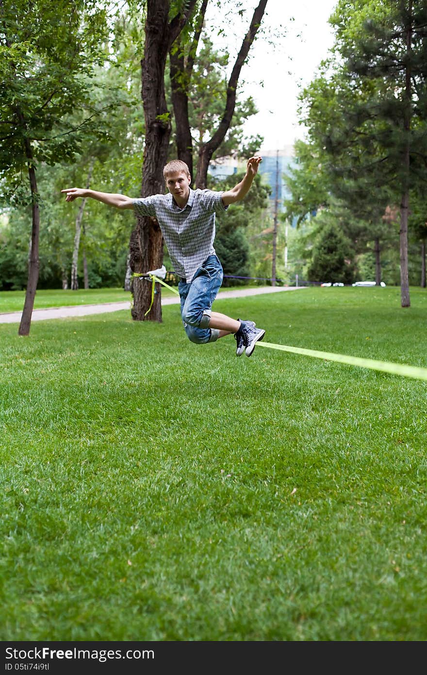 Man in the slackline 2