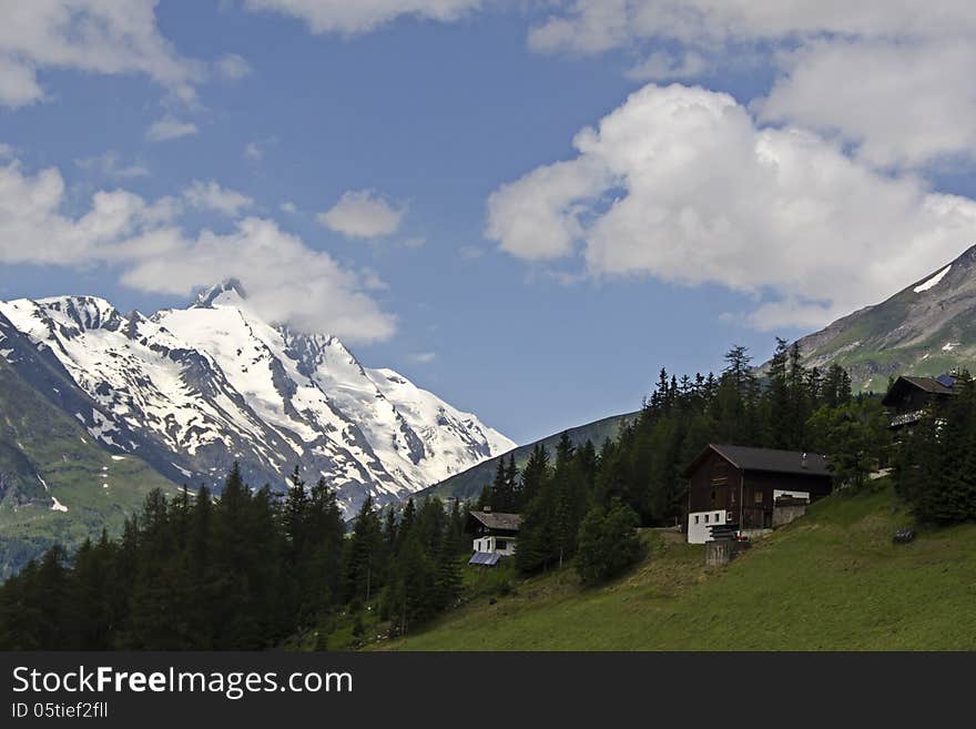 Pretty austrian houses with amazing view of maintains