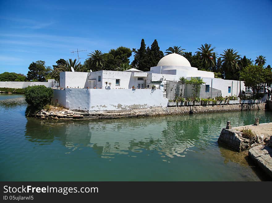 Traditional Arabic house in Tunisia near Lake Carthage