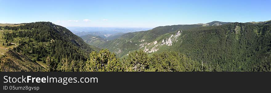 Idyllic mountain panorama