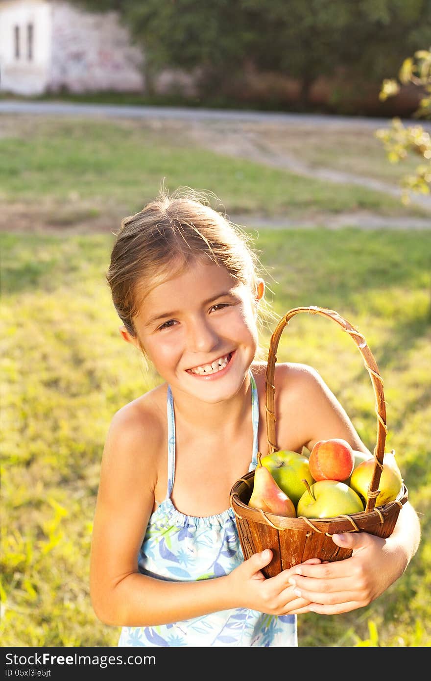 child with fruits