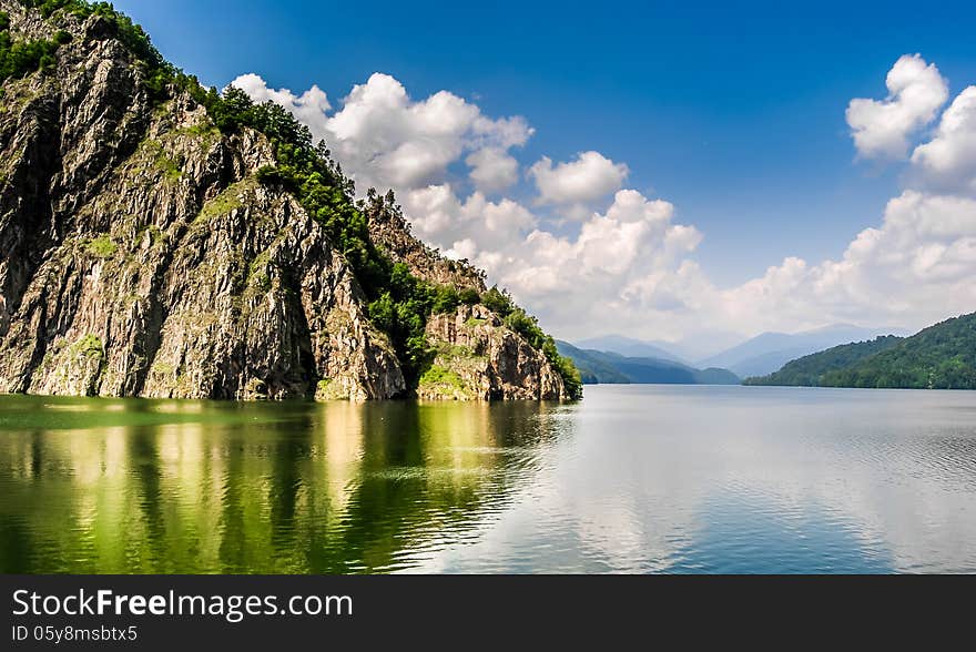 Vidraru Lake