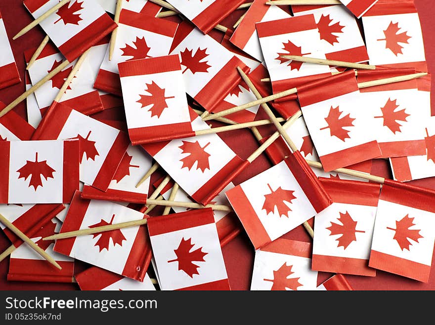 Canada red and white Maple Leaf national toothpick flags - horizontal.