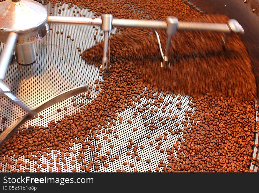 Aeration roasted coffee beans