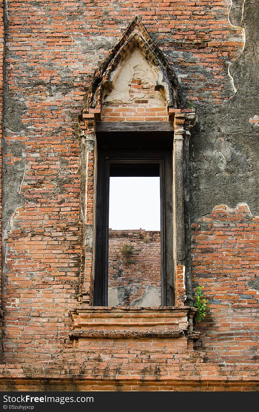 Ruin Opening Windows At Maheyong Ancient Temple, Ayutthaya, Thai