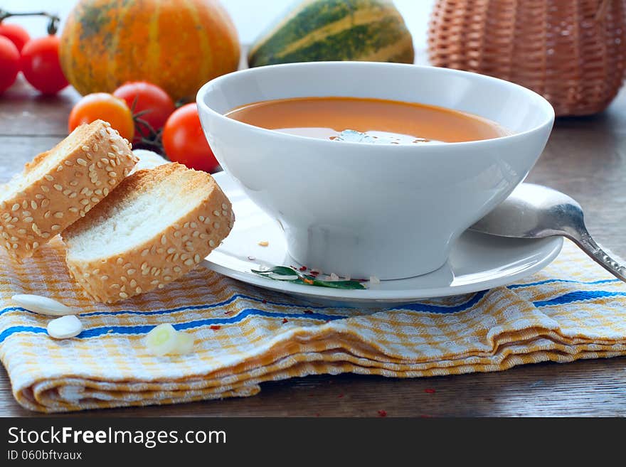 Pumpkin Soup With Toasts, Lunch