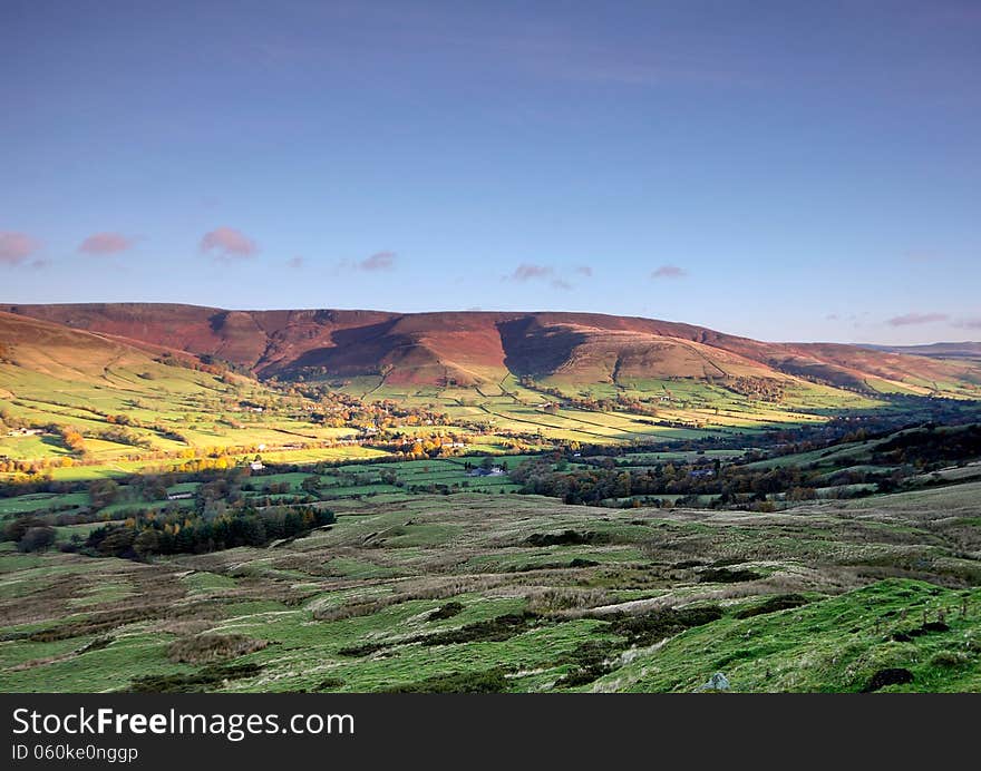 From Upper Holt to the Edale Valley in the shadow of Mam Tor. From Upper Holt to the Edale Valley in the shadow of Mam Tor