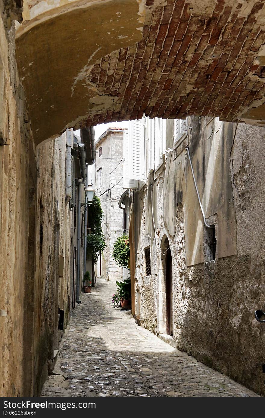 Alley With Arch