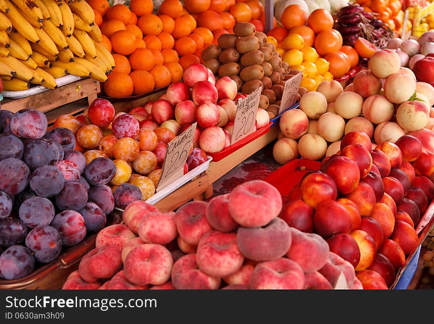 Assorted fruits