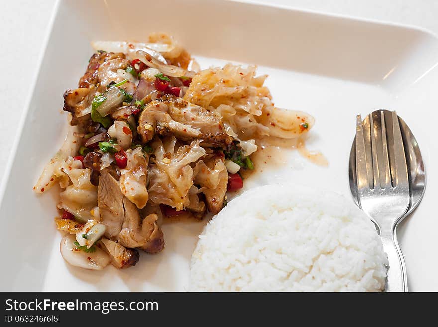 Spicy asian chicken with rice