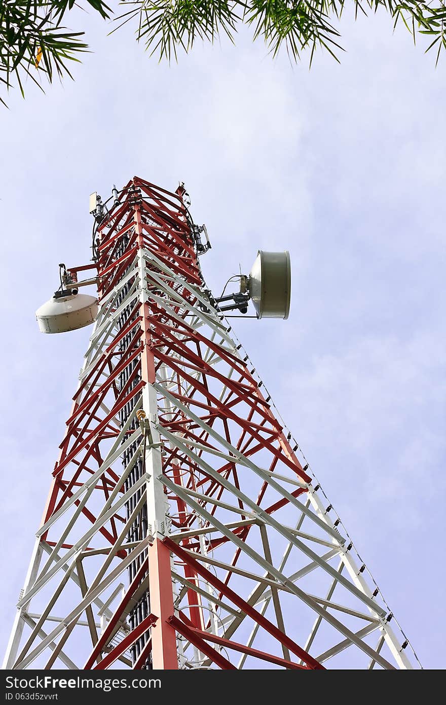 Telecommunication antenna services to mobile phone users. Telecommunication antenna services to mobile phone users.