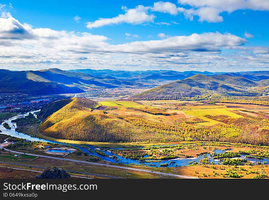 Overlook Ya lu river and plain