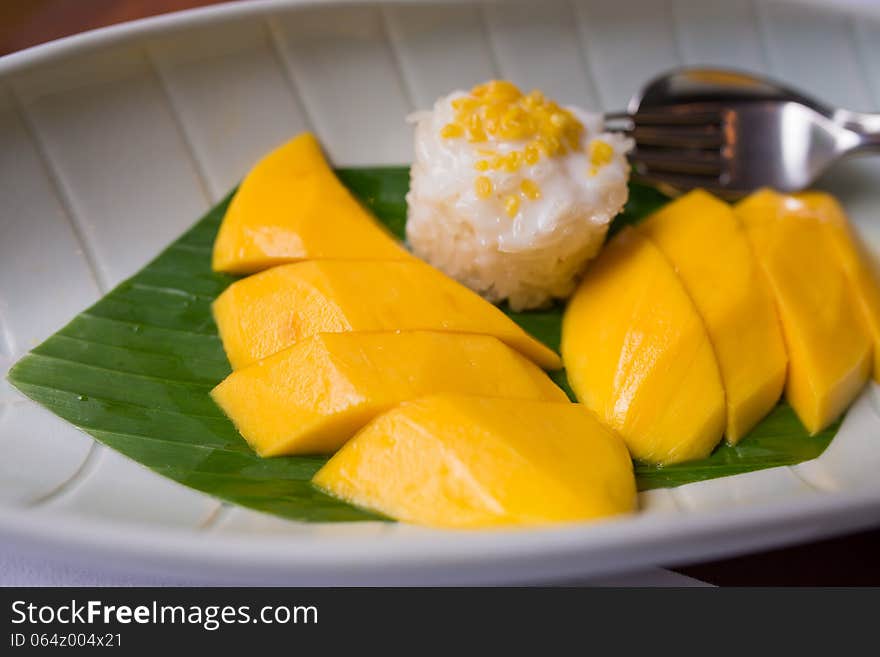 Fresh ripe mango sticky rice Thai style dessert