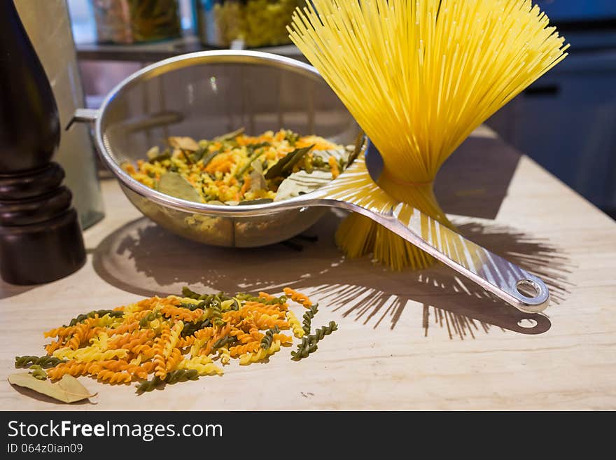 Raw spiral spaghetti set decorate in restaurant