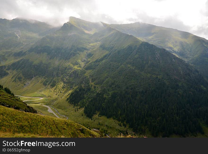 Travel to Romania: South view of Transfagarasan