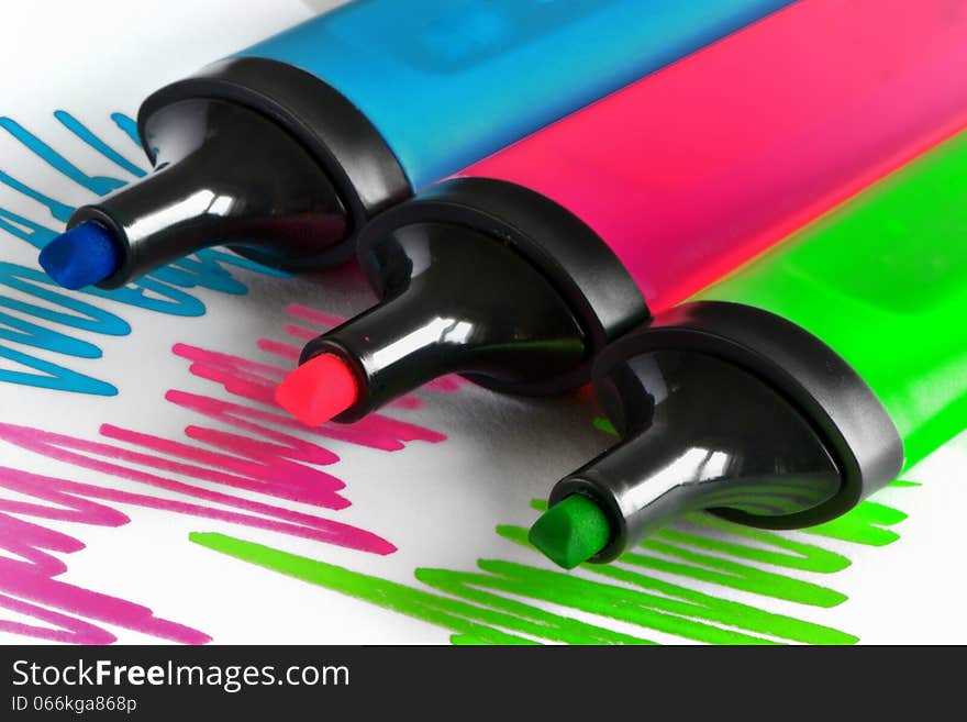 Colored markers draw a line