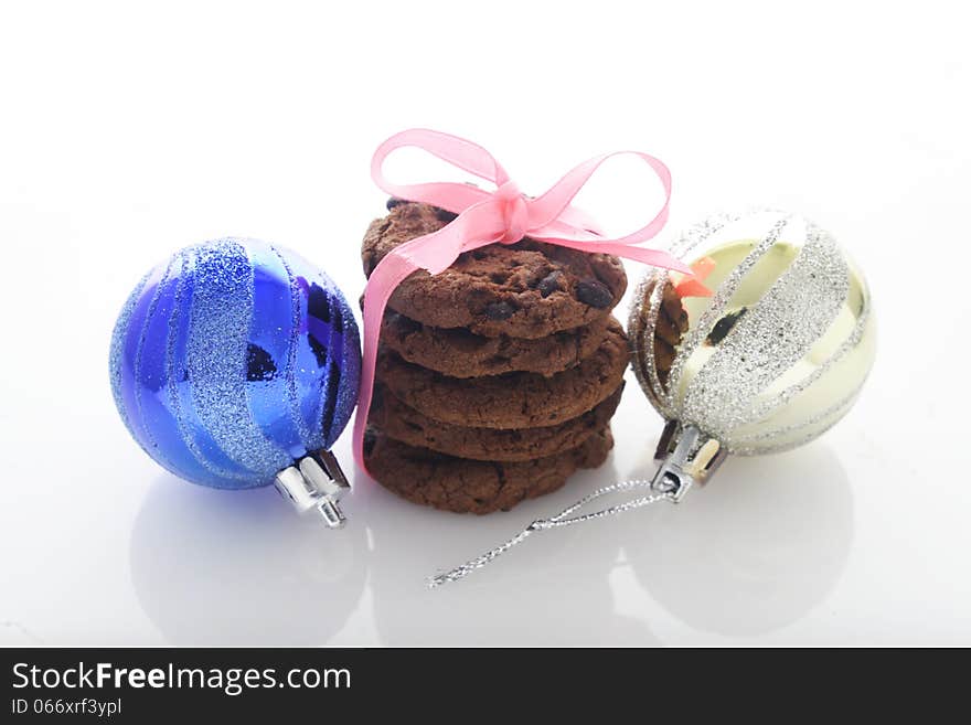 Chocolate Cookies & Christmas Balls