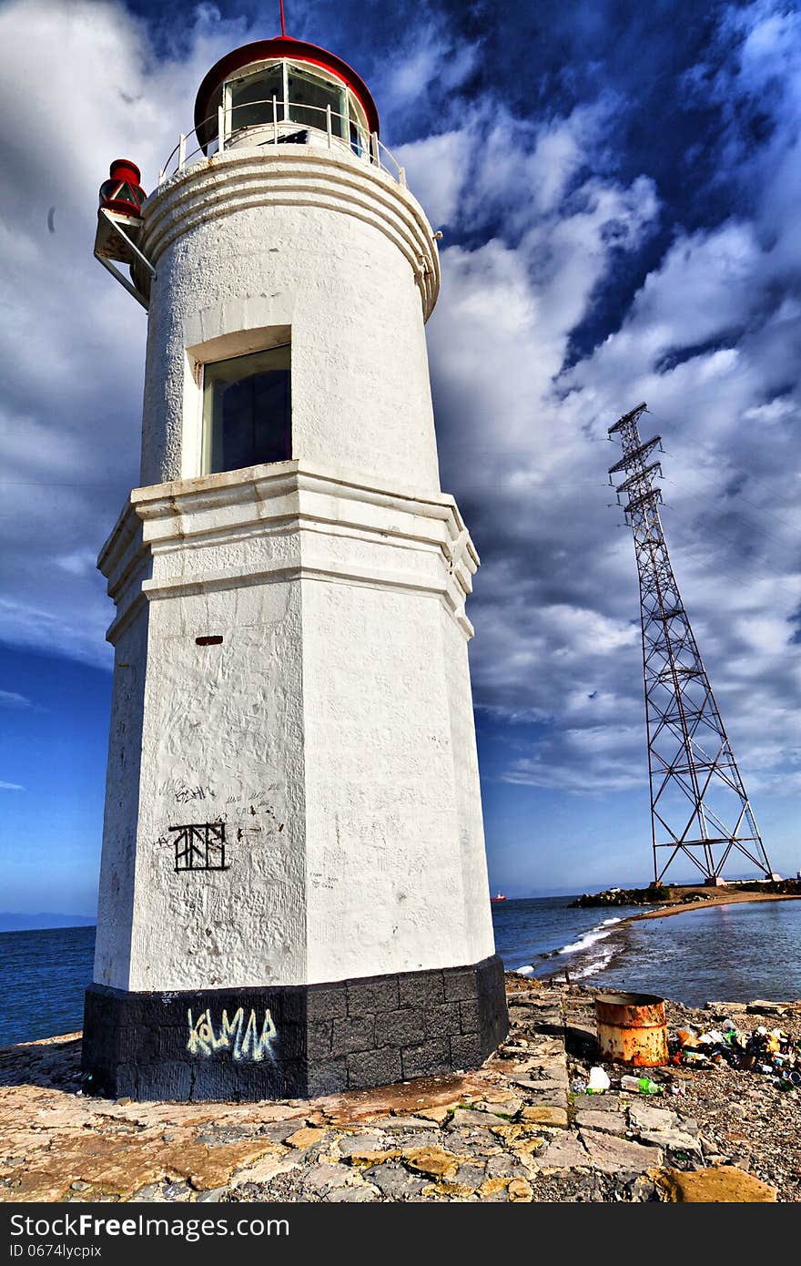 The sea beacon costs in the middle of the sea as a sign for the ships