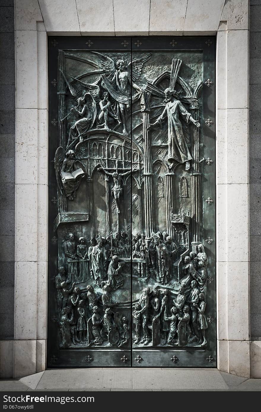 Almudena Cathedral door in closed up