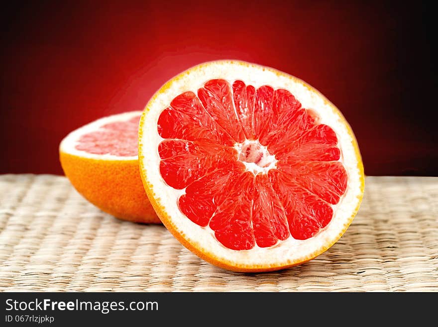 Cut grapefruit closeup