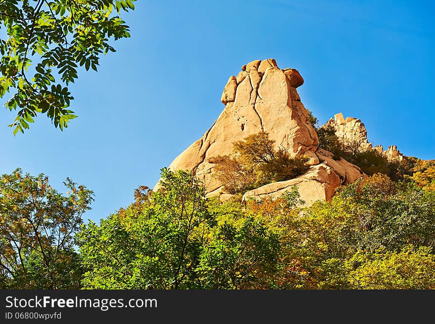 The photo taken in China's Hebei province qinhuangdao city,Zu mountain scenic spot,the gallery valley.The time is October 3, 2013. The photo taken in China's Hebei province qinhuangdao city,Zu mountain scenic spot,the gallery valley.The time is October 3, 2013.