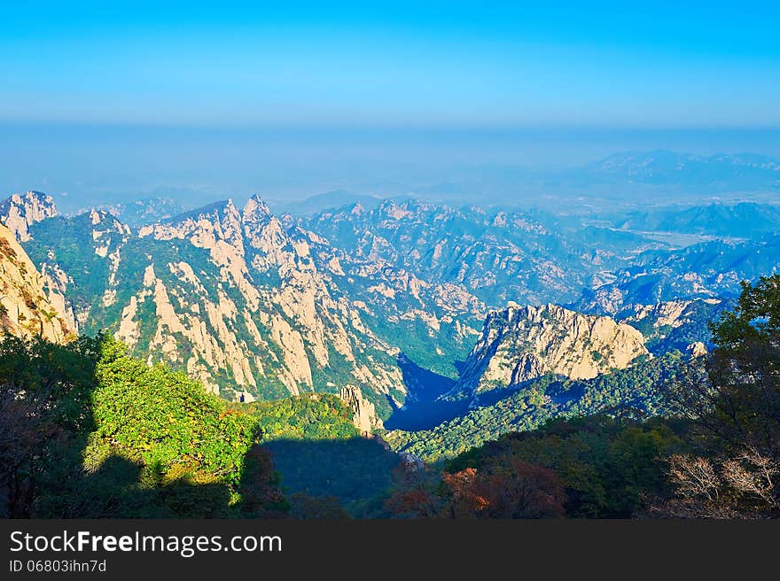 The photo taken in China's Hebei province qinhuangdao city,Zu mountain scenic spot.The time is October 3, 2013. The photo taken in China's Hebei province qinhuangdao city,Zu mountain scenic spot.The time is October 3, 2013.