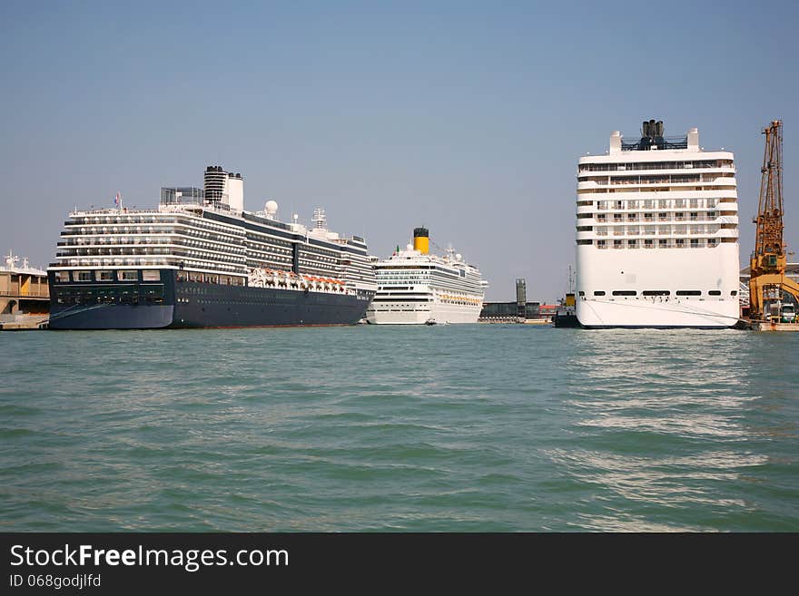 A cruise ships at anchor in the Venice port