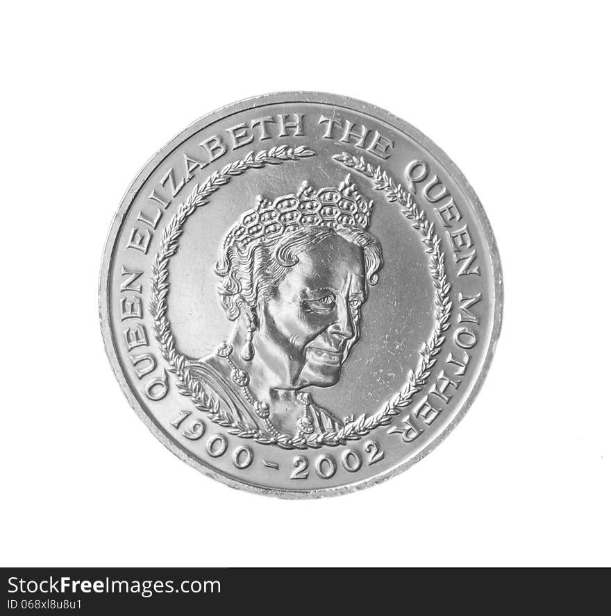 The back of the £5 coin showing the Queen Mother, Queen Elizabeth