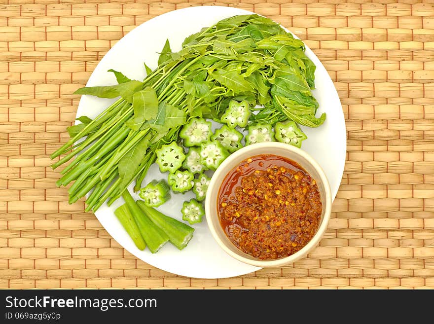 Fried fish with chili sauce and vegetables. Is the national dish. Thailand's rural New York dining. Fried fish with chili sauce and vegetables. Is the national dish. Thailand's rural New York dining.