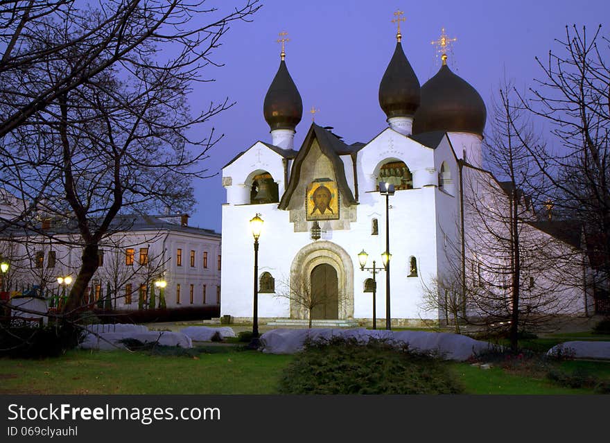 The main Pokrovsky Monastery. Founded by the Grand Duchess Elizaveta Feodorovna in 1909. The main Pokrovsky Monastery. Founded by the Grand Duchess Elizaveta Feodorovna in 1909.