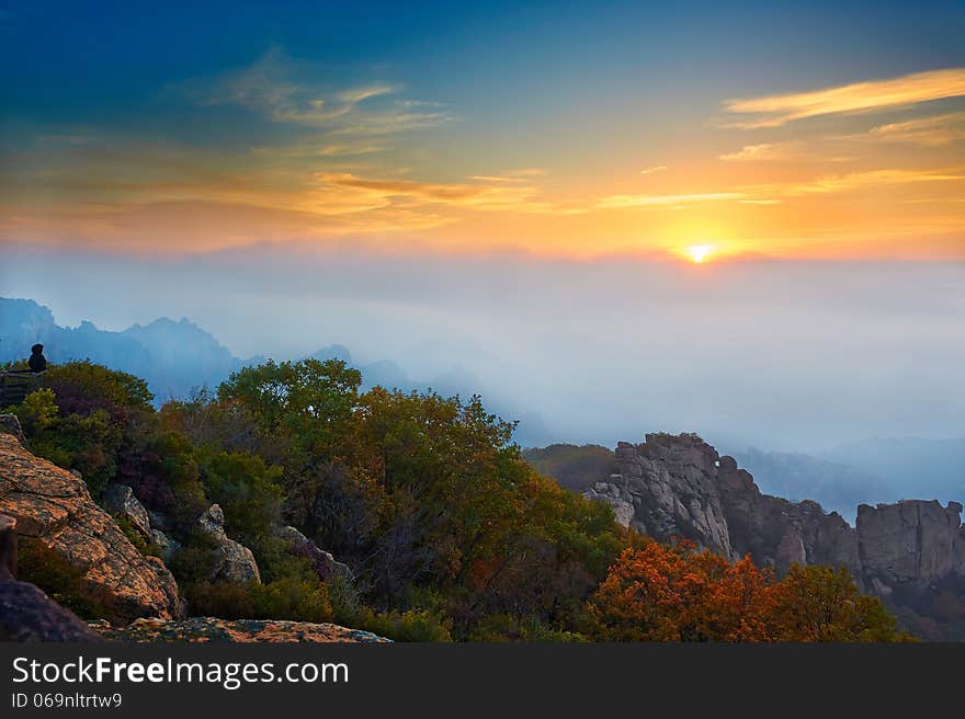 The white fog and autumn hills of ancestral mountain