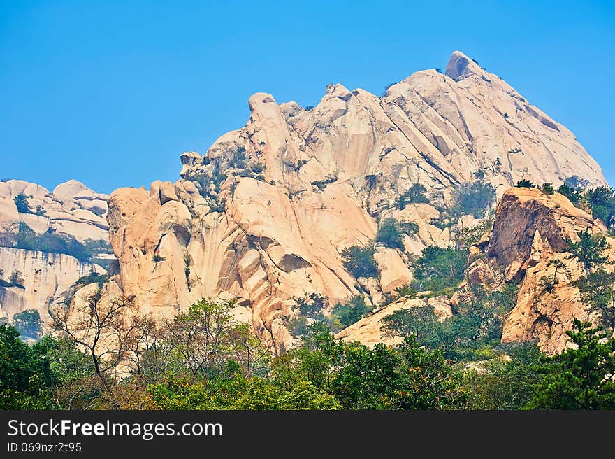 The photo taken in China's Hebei province qinhuangdao city,ancestral mountain scenic area,the gallery valley.The time is October 4, 2013. The photo taken in China's Hebei province qinhuangdao city,ancestral mountain scenic area,the gallery valley.The time is October 4, 2013.