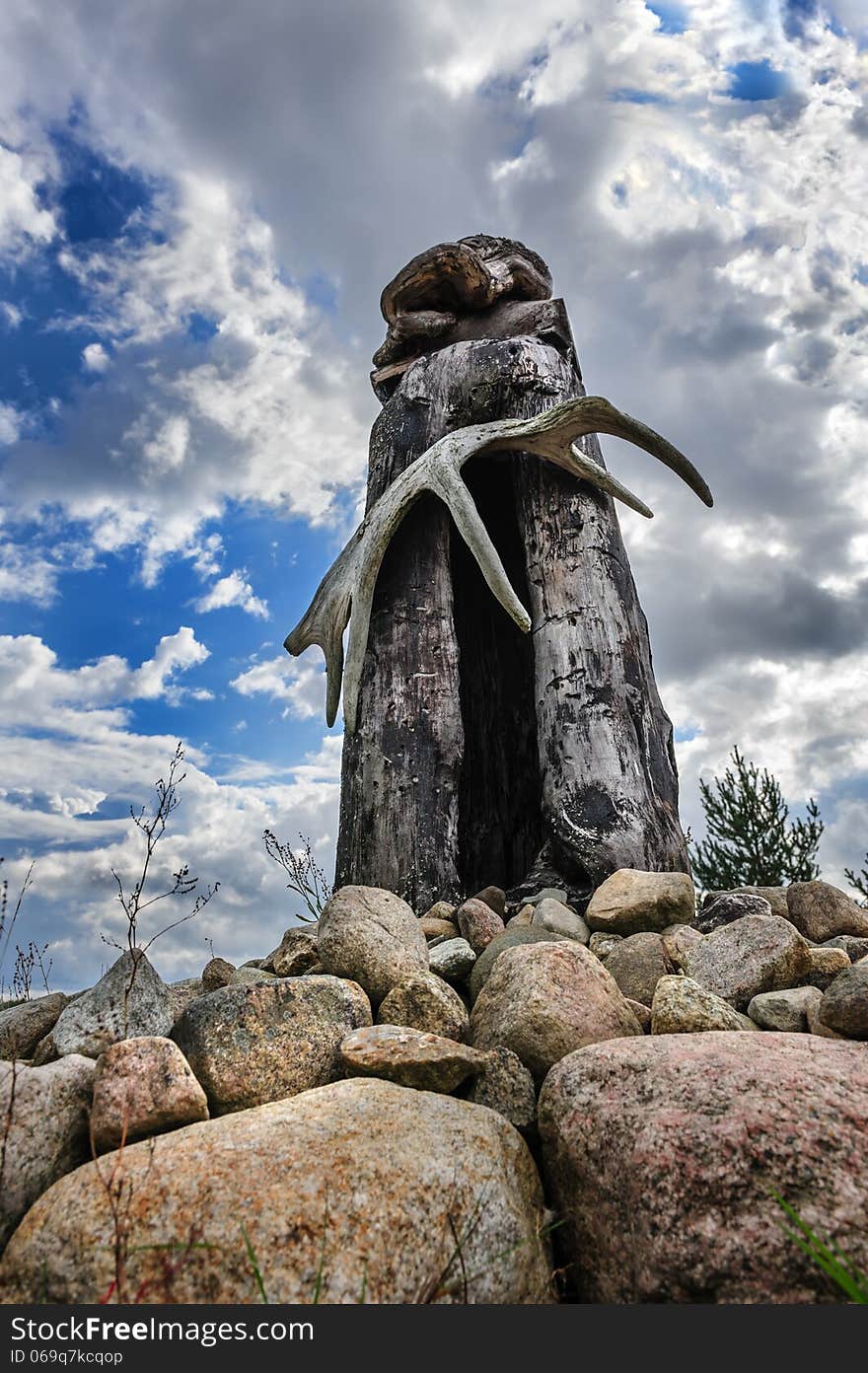 Finnish Karelian Saami wooden pagan idol sejd. Finnish Karelian Saami wooden pagan idol sejd