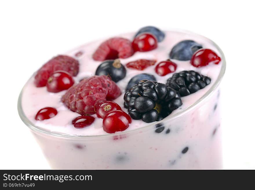 Berry yogurt with berries