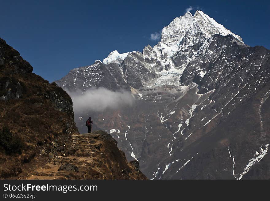 People And Mountains