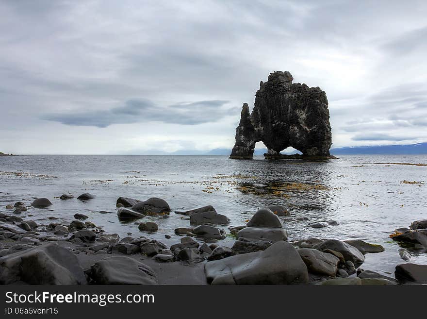 Hvitserkur Rock, Island